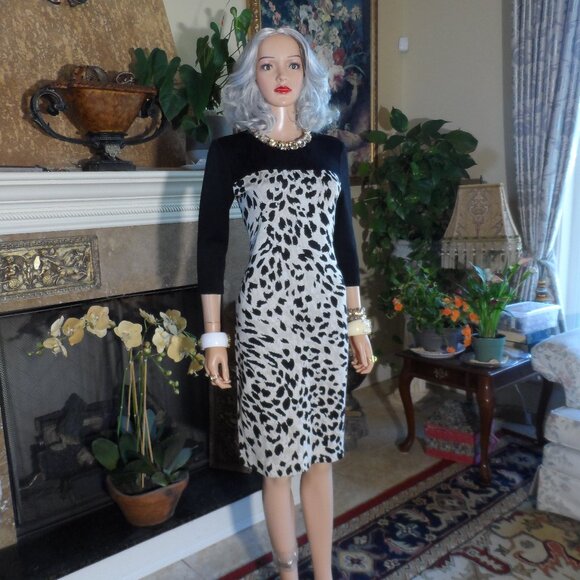 St John Collection Black & Beige/Gold Animal Print Knit Sheath Dress Size 2 - Picture 1 of 16